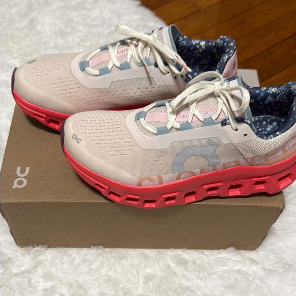 On Running cloudmonster free people collab Shoes - Pink/coral and Beige